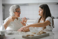 Πασχαλινά κουλουράκια: Η πιο εύκολη συνταγή και το μυστικό της γιαγιάς για σίγουρη επιτυχία