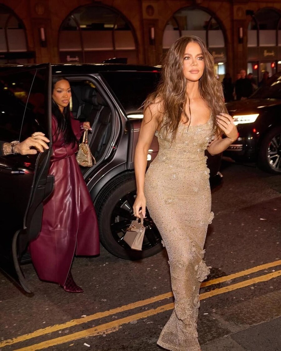 KHLOE_KARDASHIAN_CELIA_KRITHARIWTI_5_88e4c.jpg