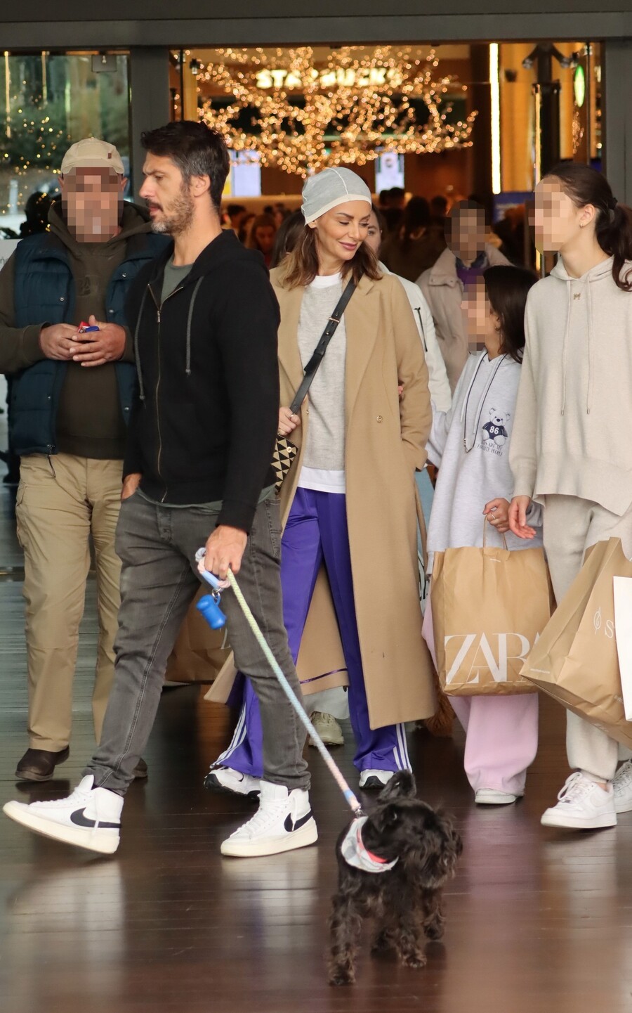 BETTY_MAGGIRA_SHOPPING_THERAPY_DIMITRIS_MAZIS_KAI_PAIDIA_4_16efc.jpg