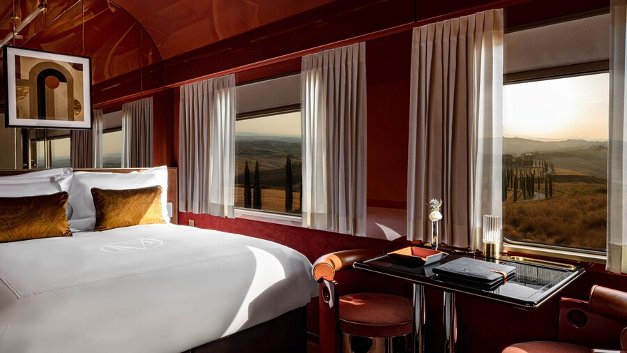 dimorestudio-la-dolce-vita-orient-express-train_dezeen_2364_col_hero_1da75.jpg