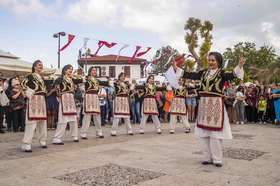 MARIA_EKMEKTSIOGLOU_FESTIVAL_SIDI_2_6f1fa.jpg