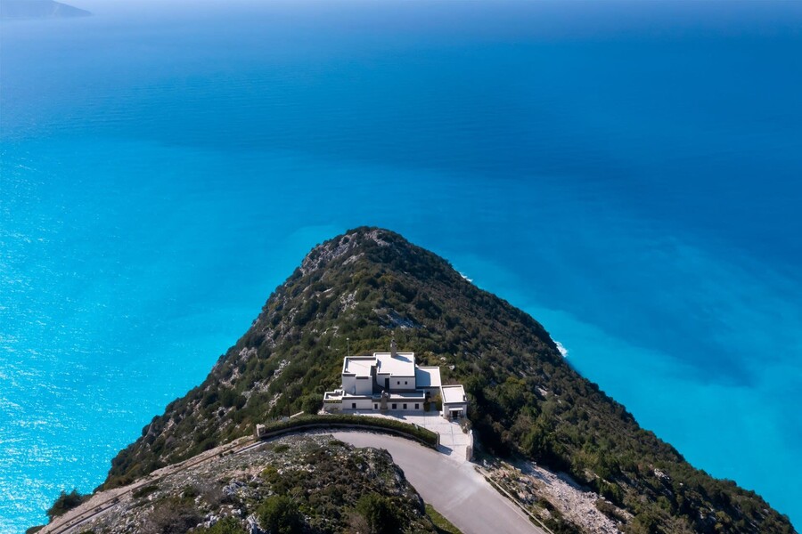 TTT_Ionian_Islands_Cephalonia_Mythos_APR23_001_44d96.jpg