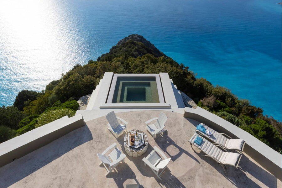 TTT_Ionian_Islands_Cephalonia_Mythos_APR23_135_4deae.jpg