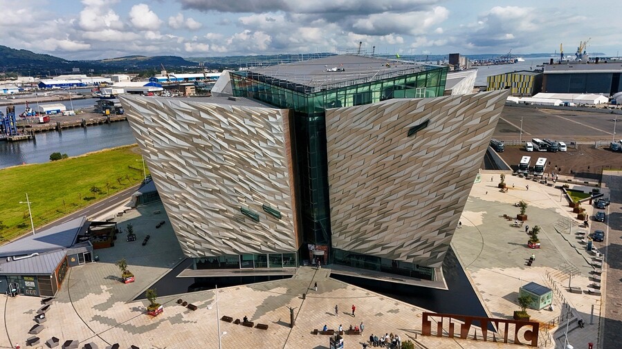 HAPPY_TRAVELLER_VOREIA_IRLANDIA_1_ba1e5.jpg