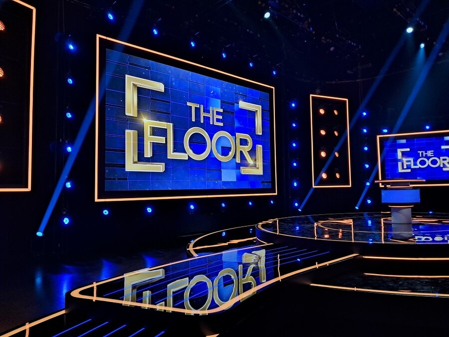 THE_FLOOR_4_cedb2.jpg