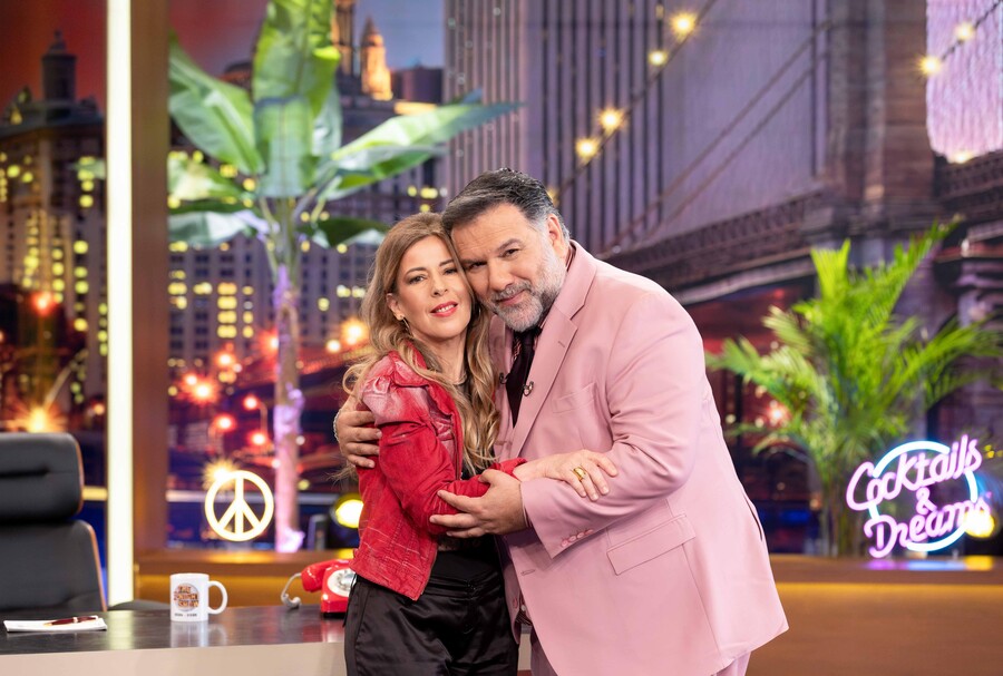 THE_2NIGHT_SHOW_kalliroi_myriagkou3_121cd.jpg