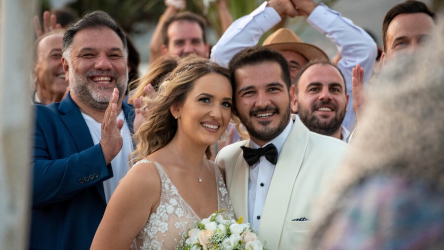 TZWRTZATOS_FAMILY_1_93f60.JPG
