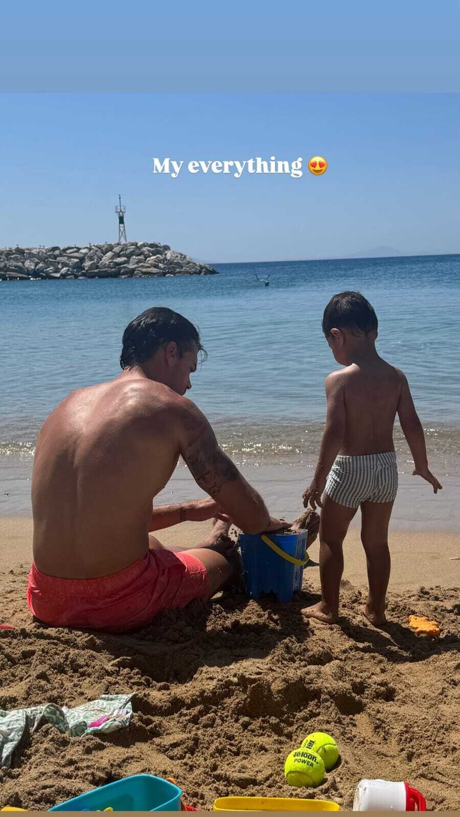 FOUREIRA_BOTIA_ERMIS_PARALLIA_1_cd044.jpeg