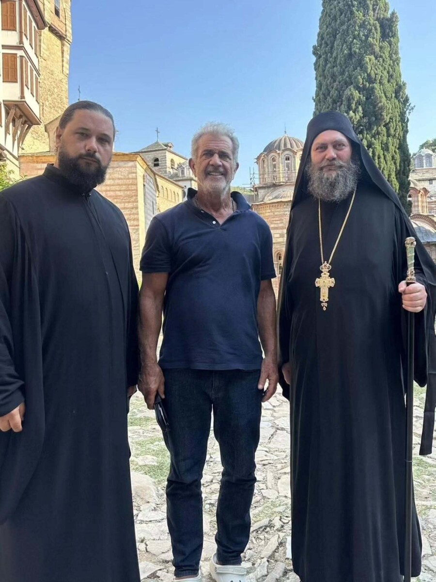 MEL_GIBSON_AGION_OROS_1_68375.jpg