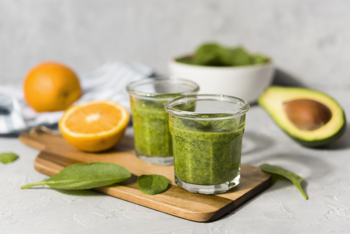 Αυτό το πράσινο smoothie είναι το νέο μου κόλπο για να ξεφορτωθώ το φούσκωμα