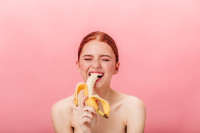 Banana mania! Ωμές ή σε γλυκά, σε γιαούρτι και brownies... Προς τι αυτός ο χαμός;
