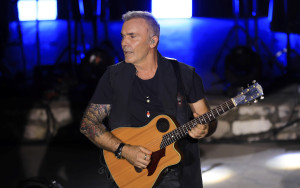 Στέλιος Ρόκκος: Πώς είχε προτείνει στον Σάκη Ρουβά να πει το Shake it στην Eurovision;