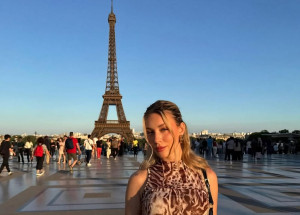 Γαρυφαλιά Καληφώνη: Το πρόβλημα υγείας που αντιμετώπισε στο Παρίσι και την έκανε να φοράει ζιβάγκο