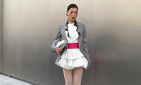 Chrome Handbag: Η τάση που φέρνει ρετρο-φουτουριστική λάμψη στα looks μας