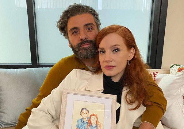 Η Jessica Chastain εξηγεί γιατί η θερμή σχέση της με τον Oscar Isaac δεν έχει εξελιχθεί σε κάτι πιο βαθύ