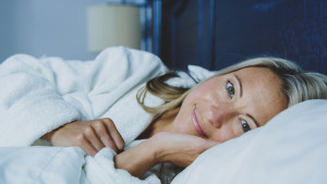 Παγκόσμια Ημέρα Ύπνου: 5 αναπάντεχες συνήθειες που πρέπει να κόψεις για να κοιμάσαι καλύτερα το βράδυ
