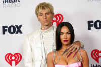 Το όνομα του μωρού της Megan Fox και του Machine Gun Kelly είναι και απρόβλεπτο και… απόλυτα προβλέψιμο