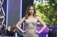 Δοκίμασε το ballerina chrome μανικιούρ της Ana de Armas - Το πιο απαλό καλοκαιρινό nail art