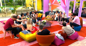 Big Brother: Αθλοπεδίες και 6 υποψήφιοι ( 1 +5 από τους 11 που μπορούσαν να ψηφιστούν)