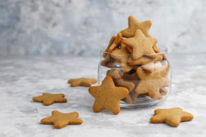 Χριστουγεννιάτικα μπισκότα: Η συνταγή της γιαγιάς για να μυρίζει το σπίτι παράδοση