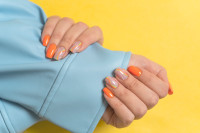 Τα Sunset Nails φέρνουν το ηλιοβασίλεμα στα νύχια σου