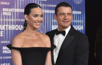 Η Katy Perry και ο Orlando Bloom χώρισαν επισήμως μετά από μήνες «συμβίωσης σε απόσταση»