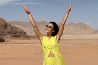 Ευγενία Σαμαρά: Μετά τον Indiana Jones, έγινε Aladdin στην έρημο Wadi Rum