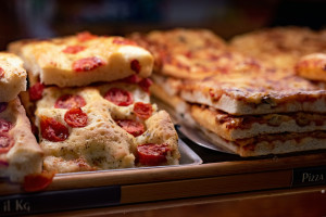 Pizza bread: Το ιδανικό πιάτο για να δεις... Eurovision (και όχι μόνο)!