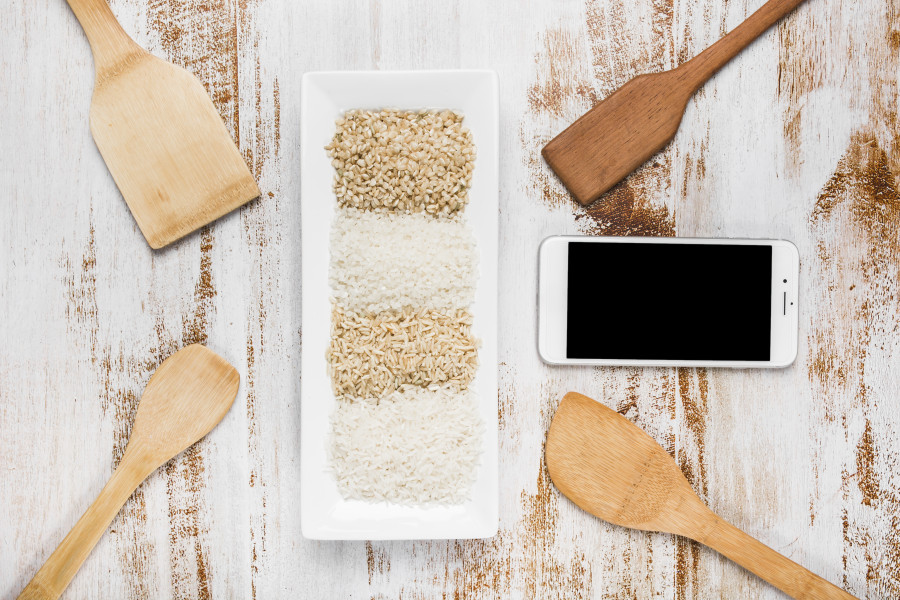Βράχηκε το iPhone σου; Η Apple προειδοποιεί: «Μην το βάλεις στο ρύζι»