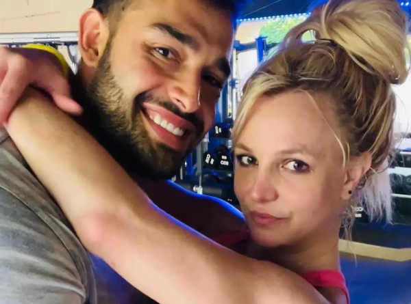 Britney Spears: Ο Sam Asghari την κατηγορεί για απιστία και ξυλοδαρμό