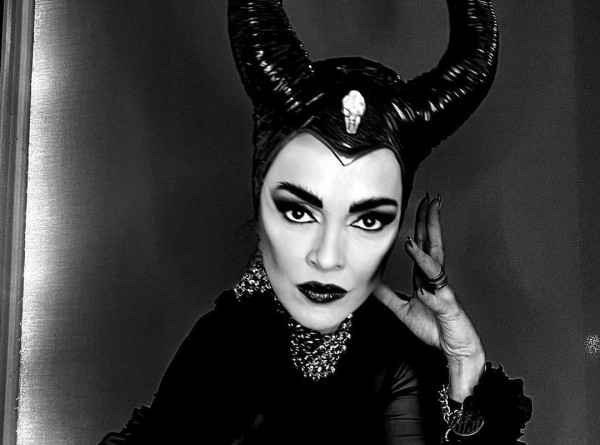 Η Μαρία Σολωμού ντύθηκε Maleficent και αποκάλυψε ότι θα βάλει νυφικό
