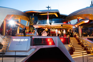 Το φουτουριστικό superyacht “This Is It” έκλεψε την παράσταση στο πλαίσιο του 78ου Φεστιβάλ Καννών