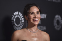 Πώς γίνεται η επιδερμίδα της Meghan Markle να δείχνει τόσο υπέροχη;