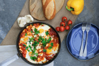 Αυγά shakshuka: Η αραβική εκδοχή των αυγών με ντομάτα που θα σε κάνει να παραμιλάς!