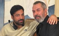 Αντρέας Γεωργίου: Η πρώτη φωτογραφία από τα γυρίσματα με τον Χρήστο Χατζηπαναγιώτη