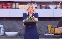 Μετά από αυτό που έπαθε η Φαίη Σκορδά στην κουζίνα θα κάνει καιρό να πλησιάσει τηγάνι!