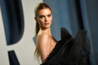 Η Kendall Jenner φόρεσε τη γαλλική εκδοχή του capri pant trend