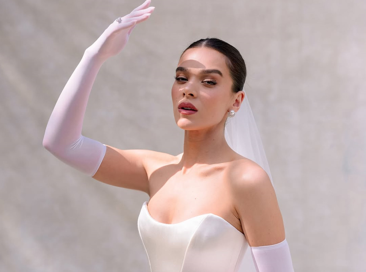Η Hailee Steinfeld επέλεξε &quot;παραμυθένια νύχια&quot; για την Ημέρα του Γάμου της και χαρίζει την απόλυτη έμπνευση για νυφικό μανικιούρ