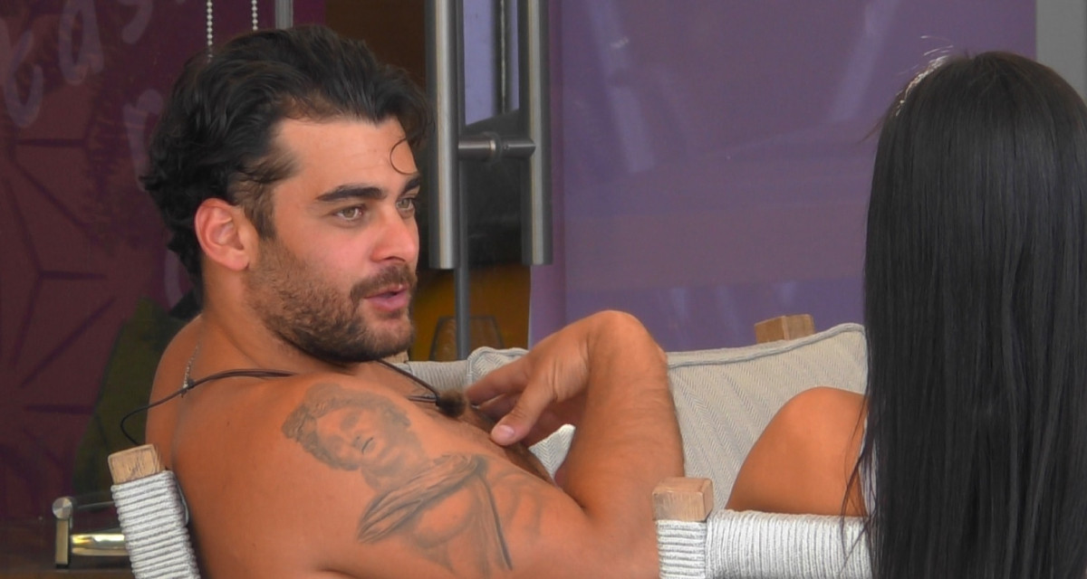 Big Brother: Ο Μπάμπης στο στόχαστρο κι από Μαρικέλλυ κι από Ζωή... Ούτε στον εχθρό μας