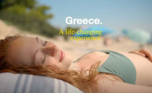 Visit Greece: Η νέα καμπάνια του ΕΟΤ για την Ελλάδα μιλά για μια &quot;εμπειρία που σου αλλάζει τη ζωή&quot; και έτσι είναι