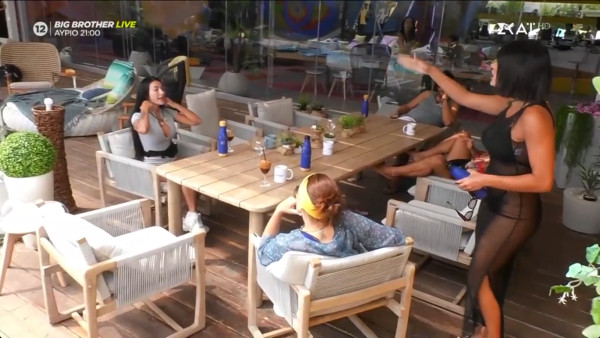 Big Brother: Και age shaming η Ασουμανάκη! Έπαψε να είναι ΜasterChef ο Γιάννης, ξεκατινιάστηκαν Ζωή και Νancy