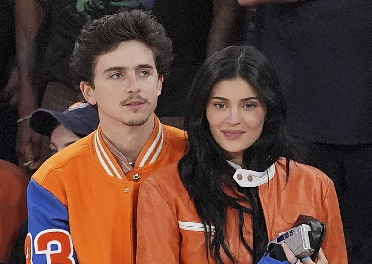 Kylie Jenner: Μήπως το παράκανε με τα υπονοούμενα για την ερωτική της ζωή με τον Timothee Chalamet;